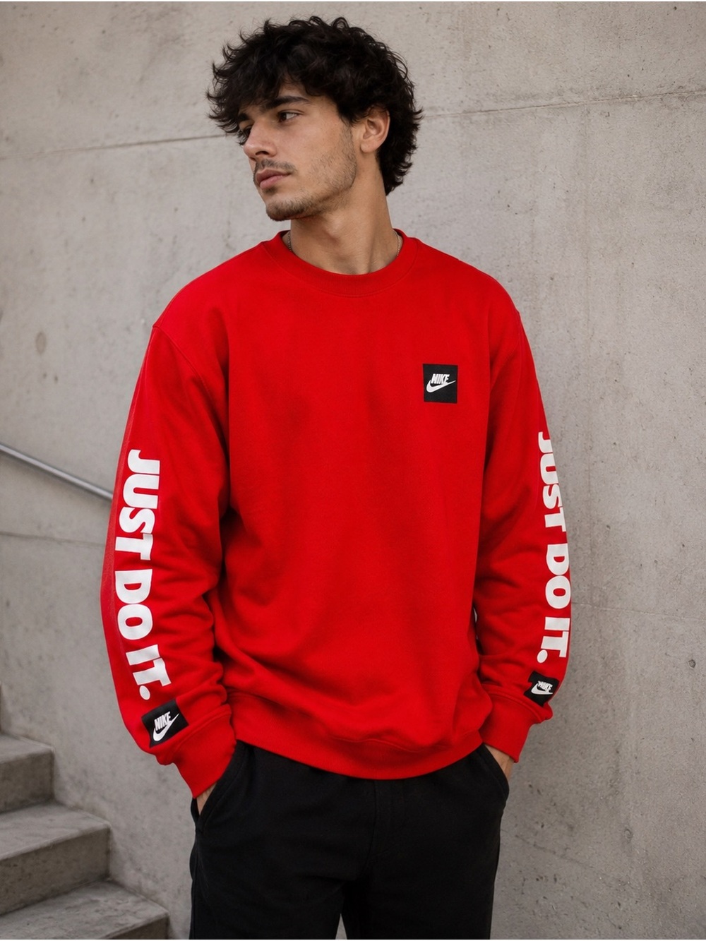 Nike 2019 Just Do It Red Crewneck Sweatshirt Sleeve Graphic Men’s Large